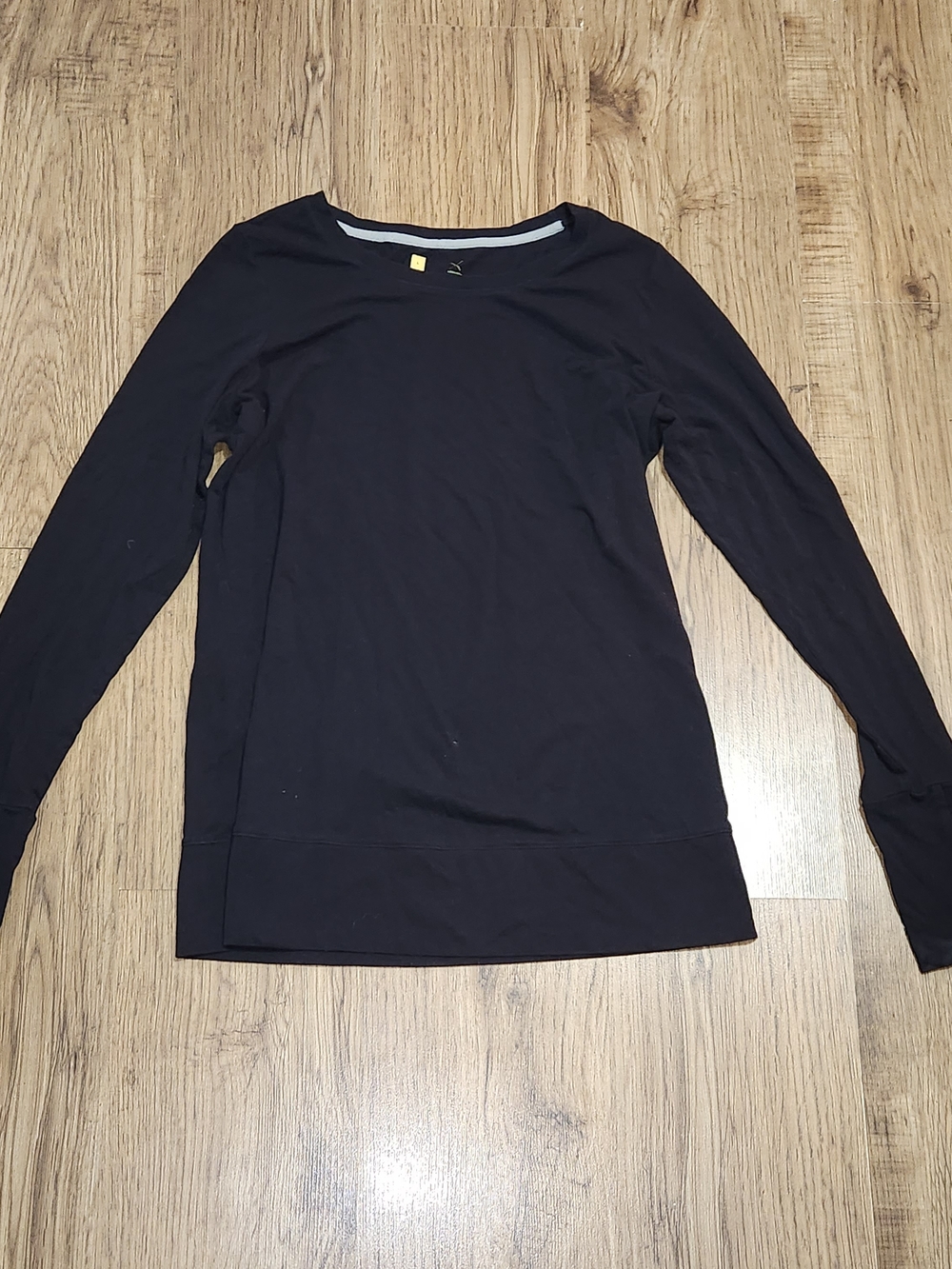 Xersion Black Women's Long Sleeve Crewneck Top